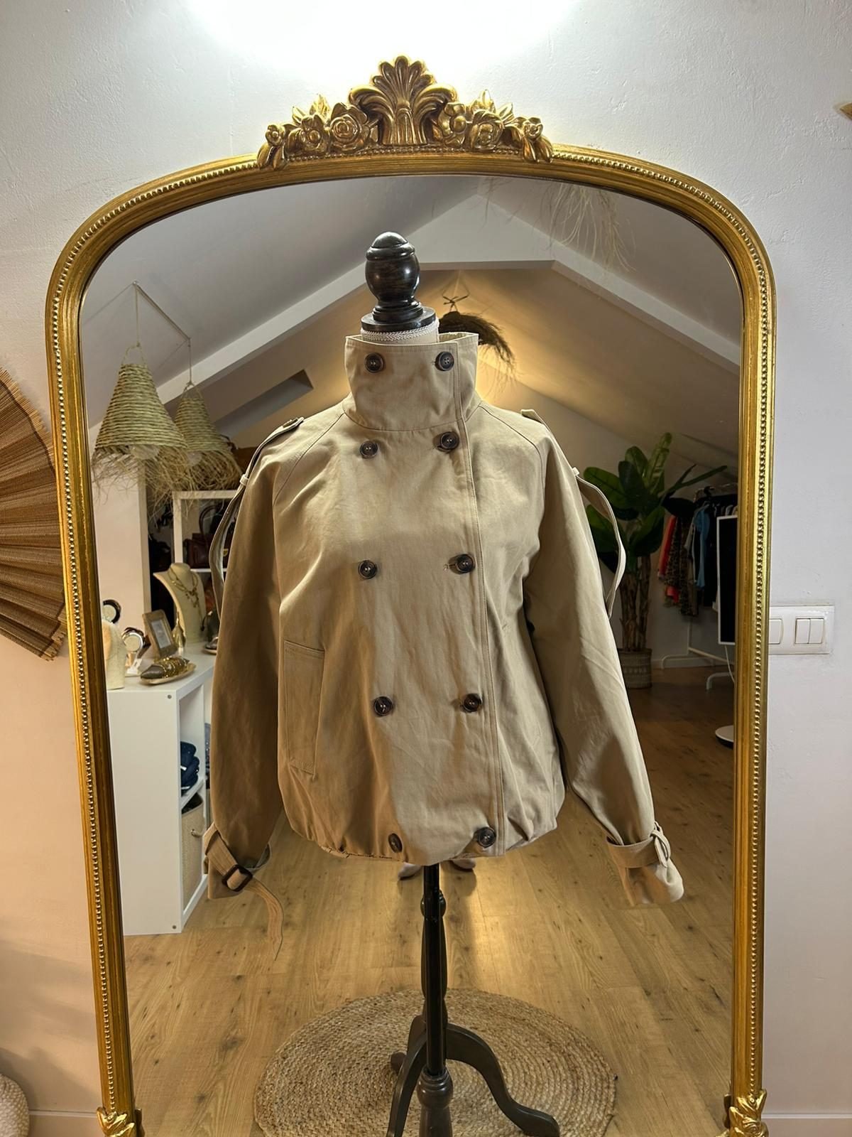Chaqueta Cruzada Cuello Alto