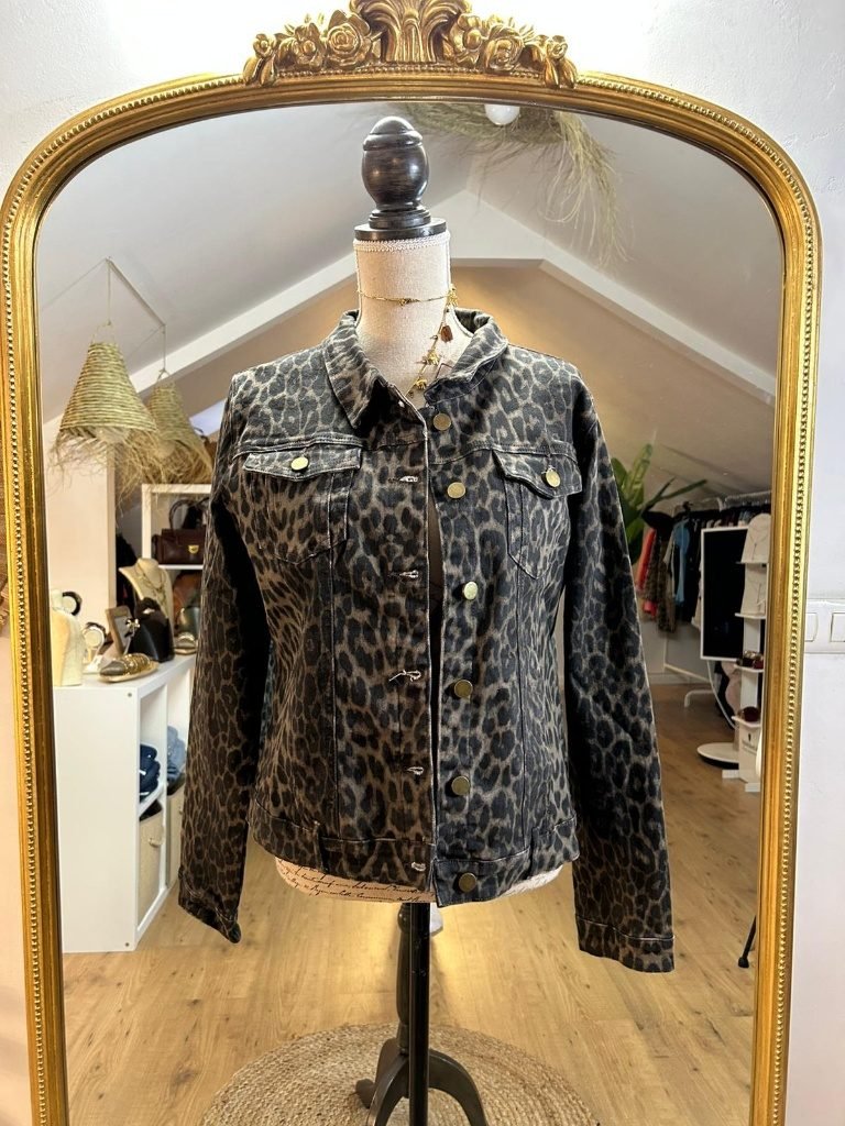 Chaqueta Leopardo Botones Metalizados