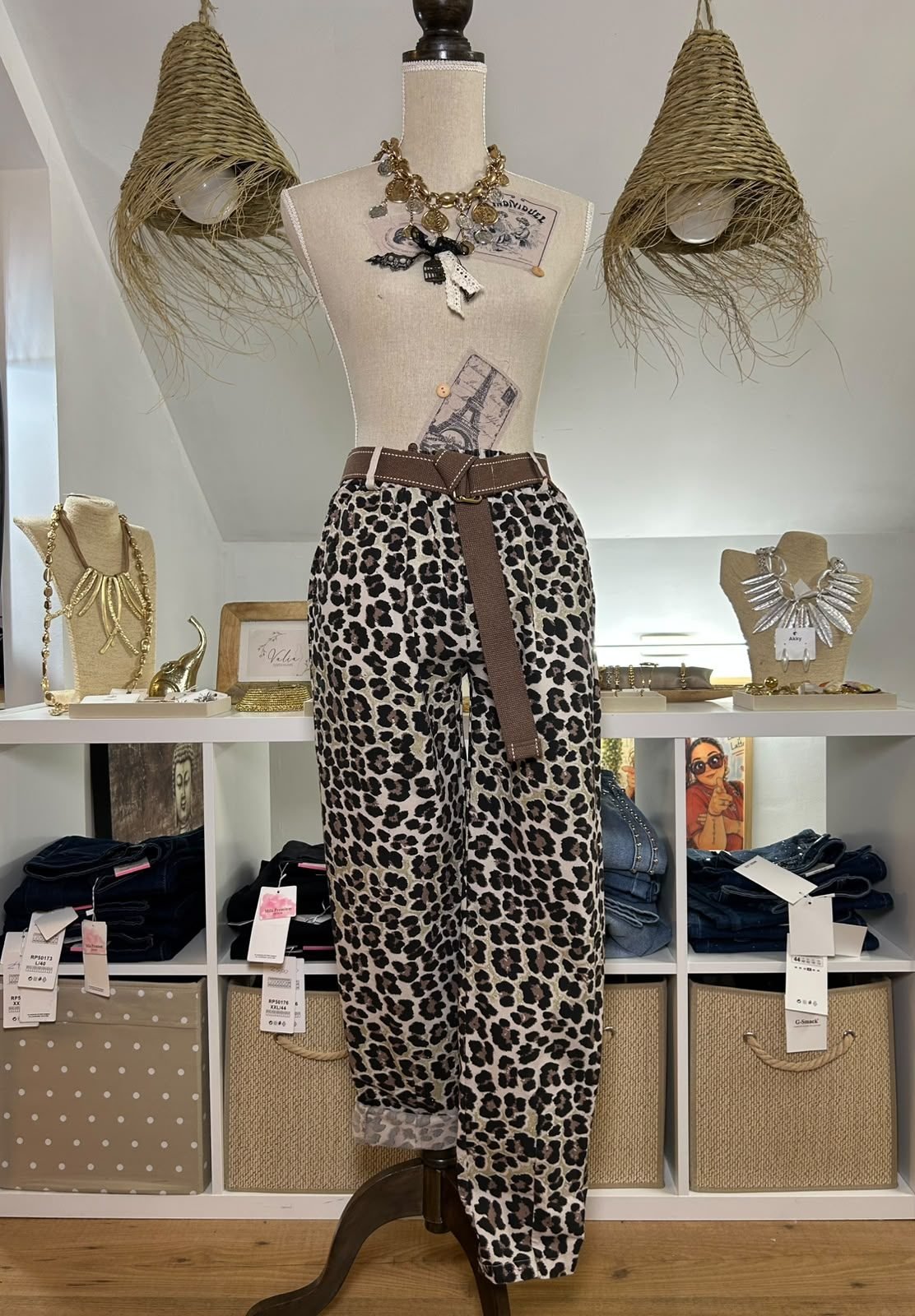 Pantalón Animal Print con Cinturón
